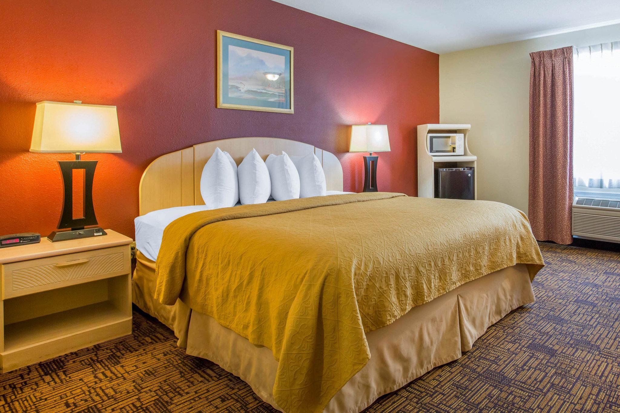 Quality Inn & Suites Weed Ngoại thất bức ảnh