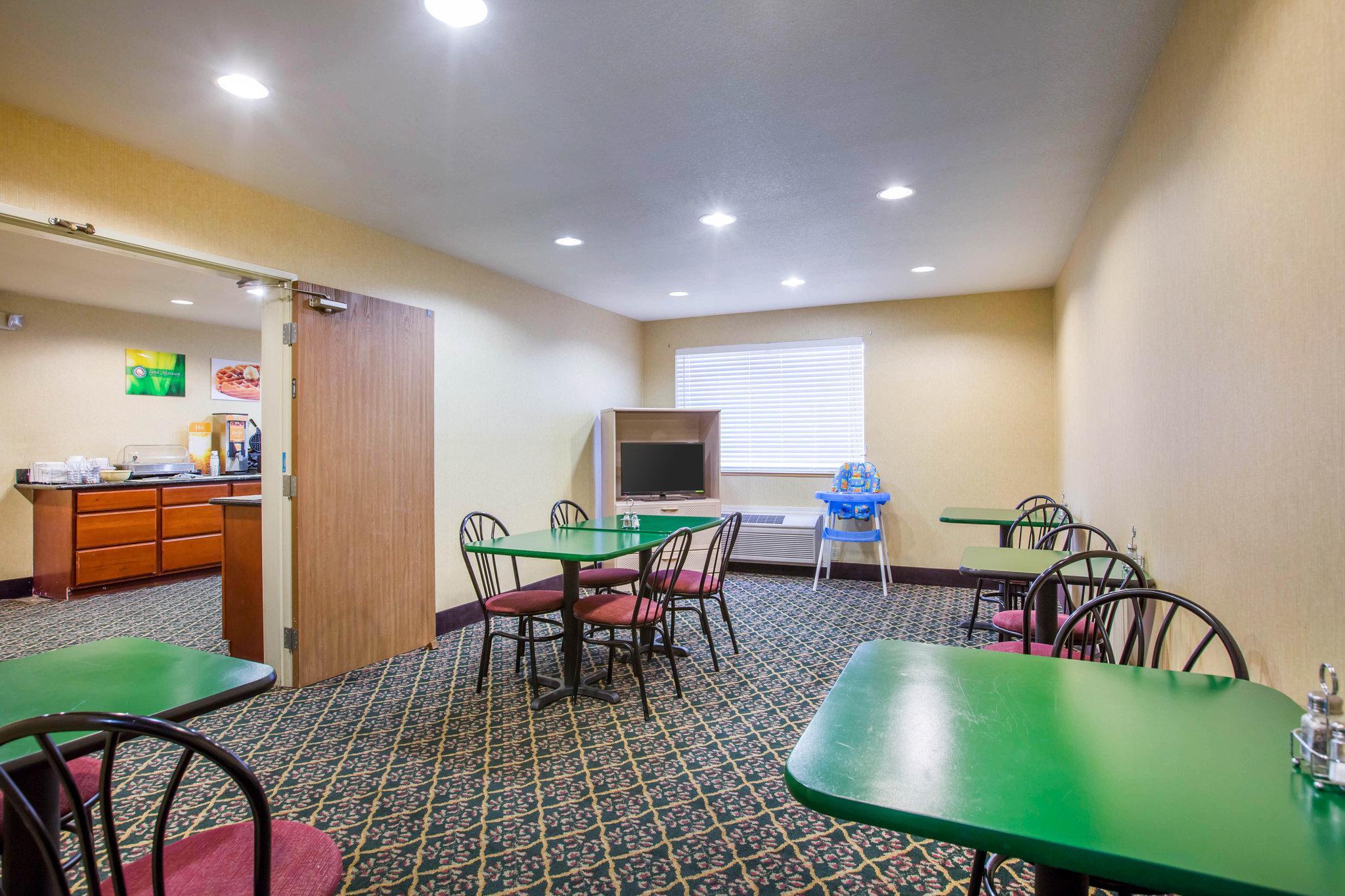 Quality Inn & Suites Weed Ngoại thất bức ảnh